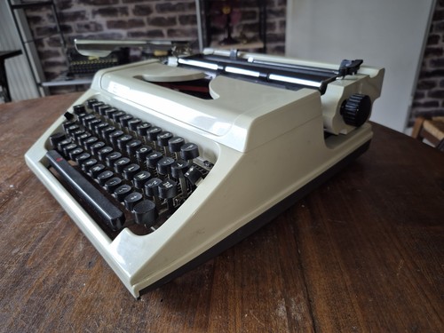 Machine écrire erika 158 - à,