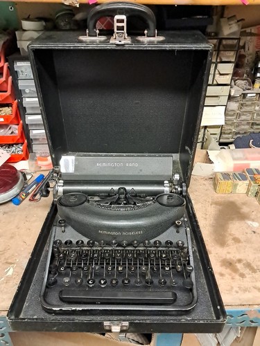 Machine ecrire remington - machine, a